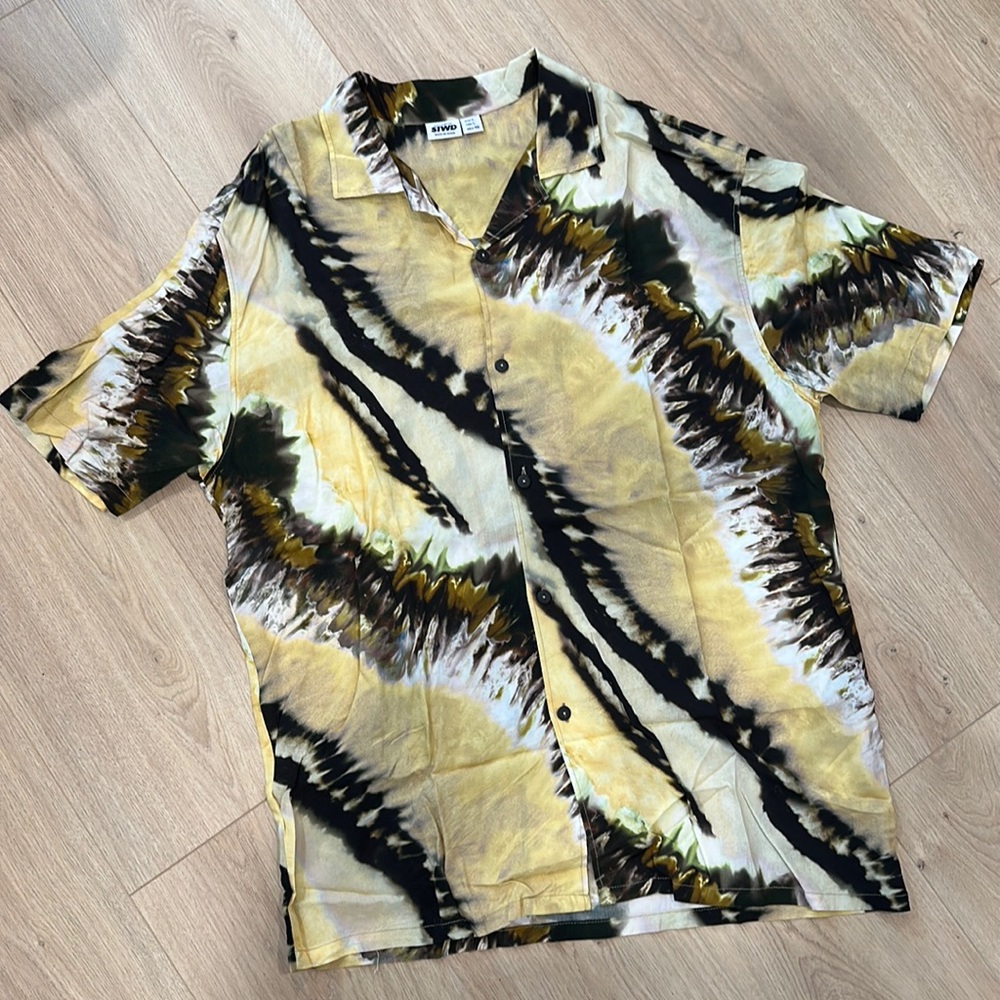 ASOS Pull&Bear Tie Dye shirt size L